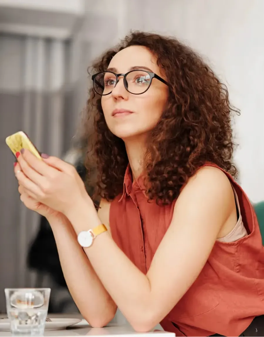 Jeune avocate installée avec Mick